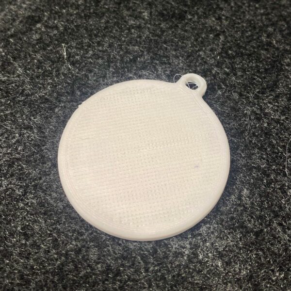 While Round Realtor NFC Keychain back